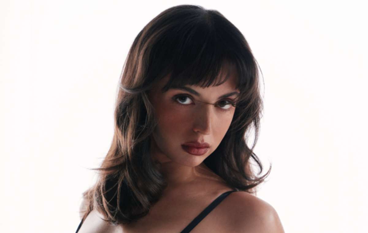 Rebecca Black: Exhibitionism on Tour